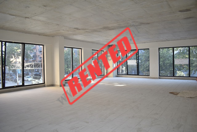 Commercial space for rent in Kamza area, Albania